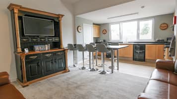 Cottage | Interior