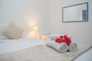 Standard Twin Room | Free WiFi, bed sheets - Pousada Vila Capri (Búzios)