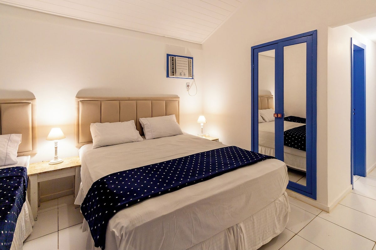 Tremannsrom – superior, terrasse, hageutsikt | Wi-fi (inkludert) og sengetøy