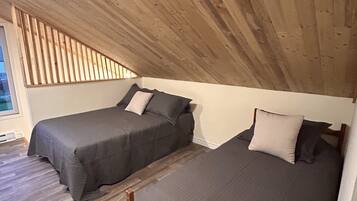 2 sovrum, strykjÀrn/strykbrÀda, gratis wi-fi och sÀngklÀder