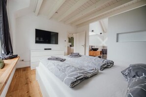 3 bedrooms, iron/ironing board, WiFi, bed sheets - Stadt-land-scheune - Landloft im Dachgeschoss (Braunschweig)