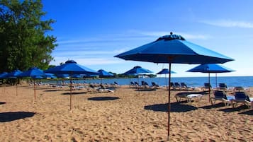 Sun loungers, beach towels