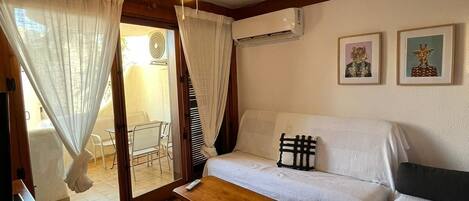 リビング エリア