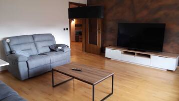 Smart-TV, Tischtennisplatte