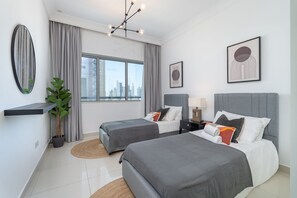 3 bedrooms, laptop workspace, iron/ironing board, free WiFi - Luxury Three Bedroom in Damac Maison Near Dubai Mall by Sojo Stay (Dubai)