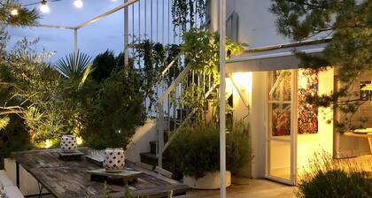 Le Panoramique - Les Demoiselles Ă Versailles