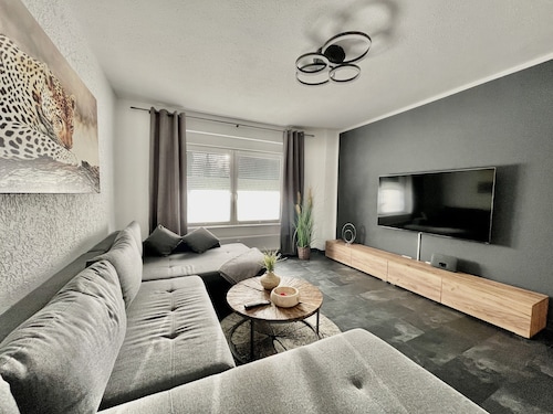 Lara-Top Ausstattung-Kostenlos Netflix/Wifi/Parken