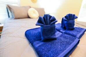 2 bedrooms, WiFi, bed sheets