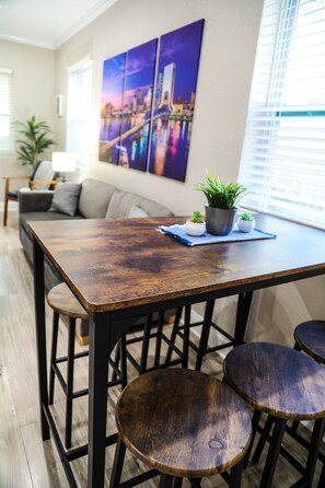 Dining - Modern City Haven with Expansive Back Deck and Yard – Sleeps 9 (Jacksonville)