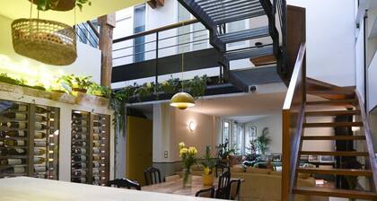 Comfortable 150 m² house in the heart of Paris