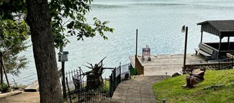 Misty Lake - Hot Tub+Lake Access+Games+MORE!