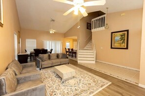 TV - Family-Friendly Retreat with Private Pool, Sleeps 12, Near Disney (Kissimmee)