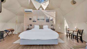 Premium-Studio | 1 Schlafzimmer, Allergikerbettwaren, kostenloses WLAN, BettwÀsche