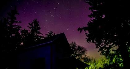 Quaint 150 yr old farmhouse on 5 acres. Close to Nordic Mountain Ski Resort.