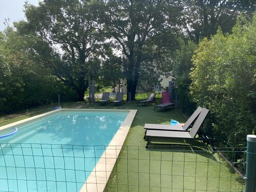 Maison de Vacances Barjac Piscine Privée