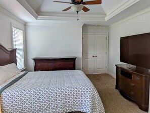 3 bedrooms, WiFi, bed sheets