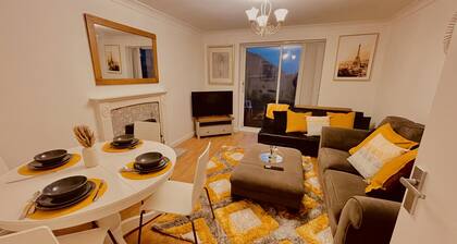 Captivating 2-bed House in Milton Keynes