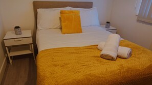 2 多间卧室、熨斗/熨衣板、 免费 WiFi、床单