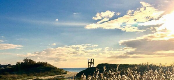 Beach nearby, beach towels