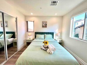 2 bedrooms, iron/ironing board, WiFi, bed sheets