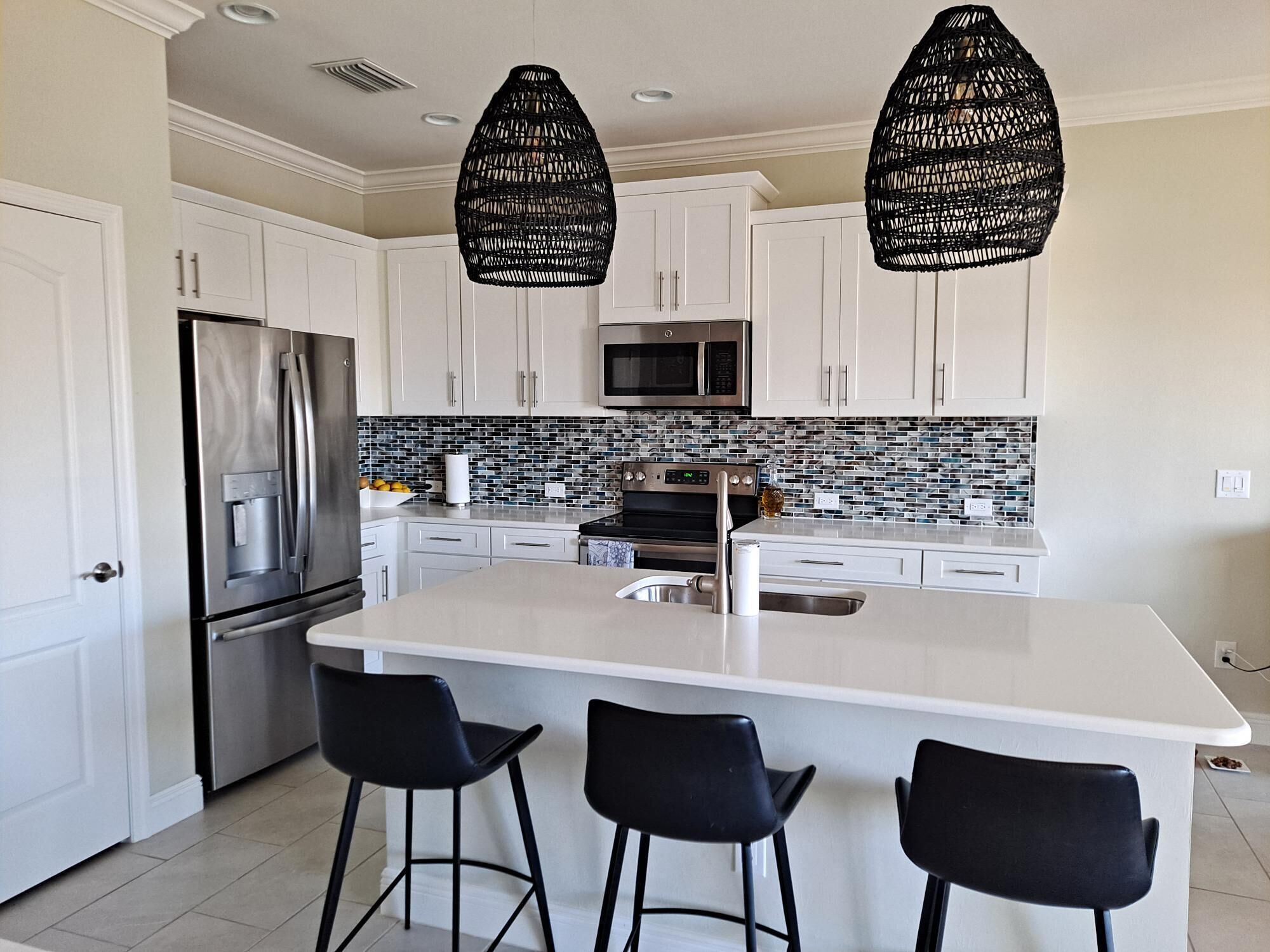 Modern, stylish, spacious condo in convenient Naples gated community location. 