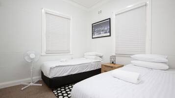 2 habitaciones, wifi gratis y ropa de cama