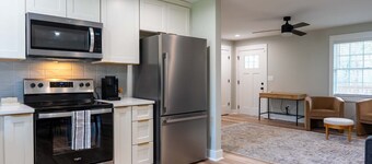 Urban Oasis w/ King Bed – 3 BR Near Duke & DT