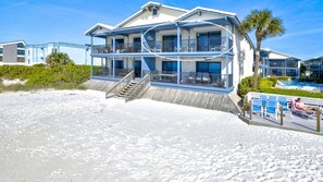 Exterior - GULF BEACH Directly in Front w/ Heated Pool, FREE WiFi & Trolley, Great Sunsets! (Holmes Beach)
