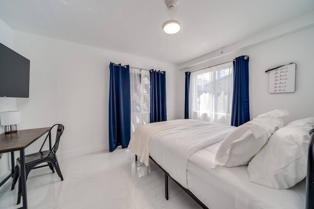 2 slaapkamers, een strijkplank/strijkijzer, wifi, beddengoed