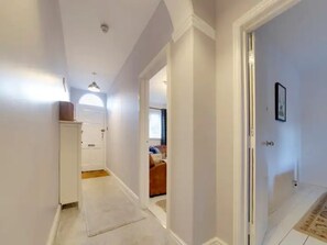 Interior - Pass the Keys | Centrally located Victorian terrace Free parking (Cambridge)