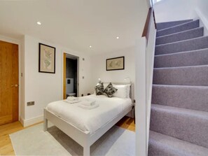 3 camere, ferro/asse da stiro, culla da viaggio, Wi-Fi gratuito