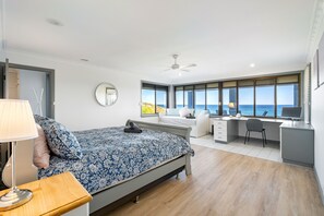 6 chambres, fer et planche à repasser, accès Internet, draps fournis