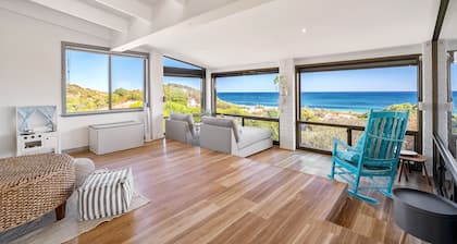 Beachfront Villa by Peppy Beach Retreats® (8 Adults)