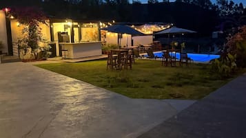 Villa familiar | Vista al jardín