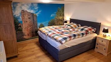 2 Schlafzimmer, Bügeleisen/Bügelbrett, kostenloses WLAN, Bettwäsche