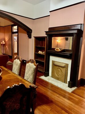 Imagen sin descripción, 5 de 37, botón