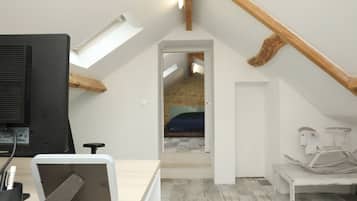 5 Schlafzimmer, Schreibtisch, Bügeleisen/Bügelbrett, Reisekinderbett