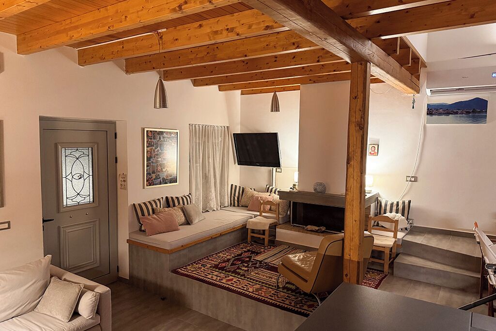 Smart TV, lareira, DVD player