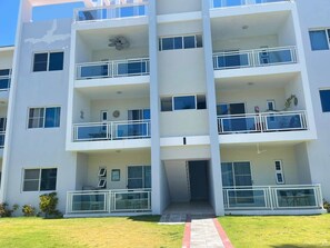 Exterior - Condo up to 7 Guests, beautiful Cortecito area, 5 min to the beach- (Punta Cana)