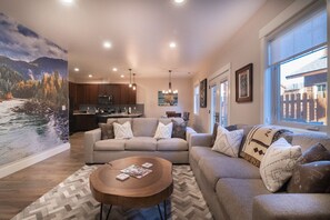 TV, fireplace, table football - Modern Family Mountain Retreat (McCall)