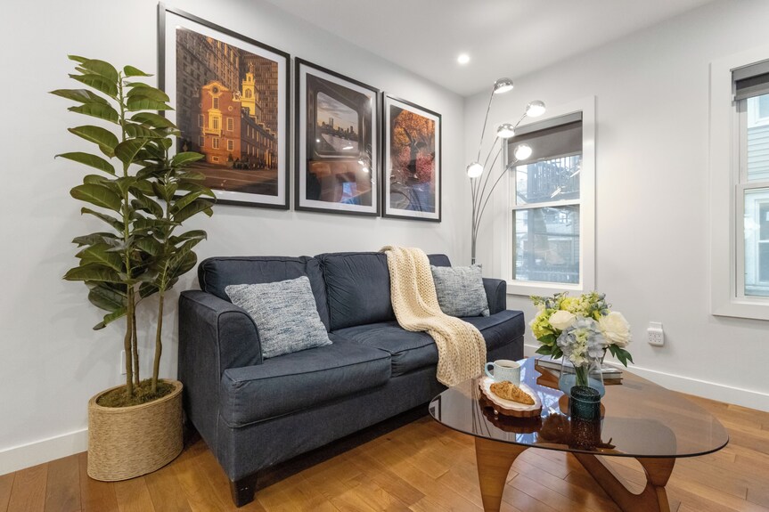 3br2bth Mit/harvard/td Garden/bos/3 Parking Spaces - Somerville