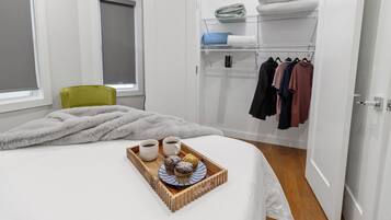 3 bedrooms, iron/ironing board, travel cot, free WiFi
