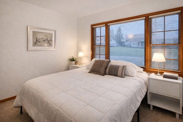 3 bedrooms, free WiFi, bed sheets