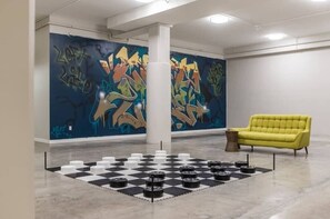 Interior - Large 1 Bed apt in the Heart of Downtown (Des Moines)