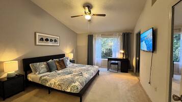 2 bedrooms, desk, iron/ironing board, WiFi