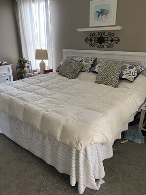 3 Schlafzimmer, Schreibtisch, Bügeleisen/Bügelbrett, WLAN