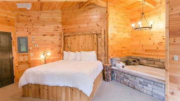 Honeymoon Studio Suite