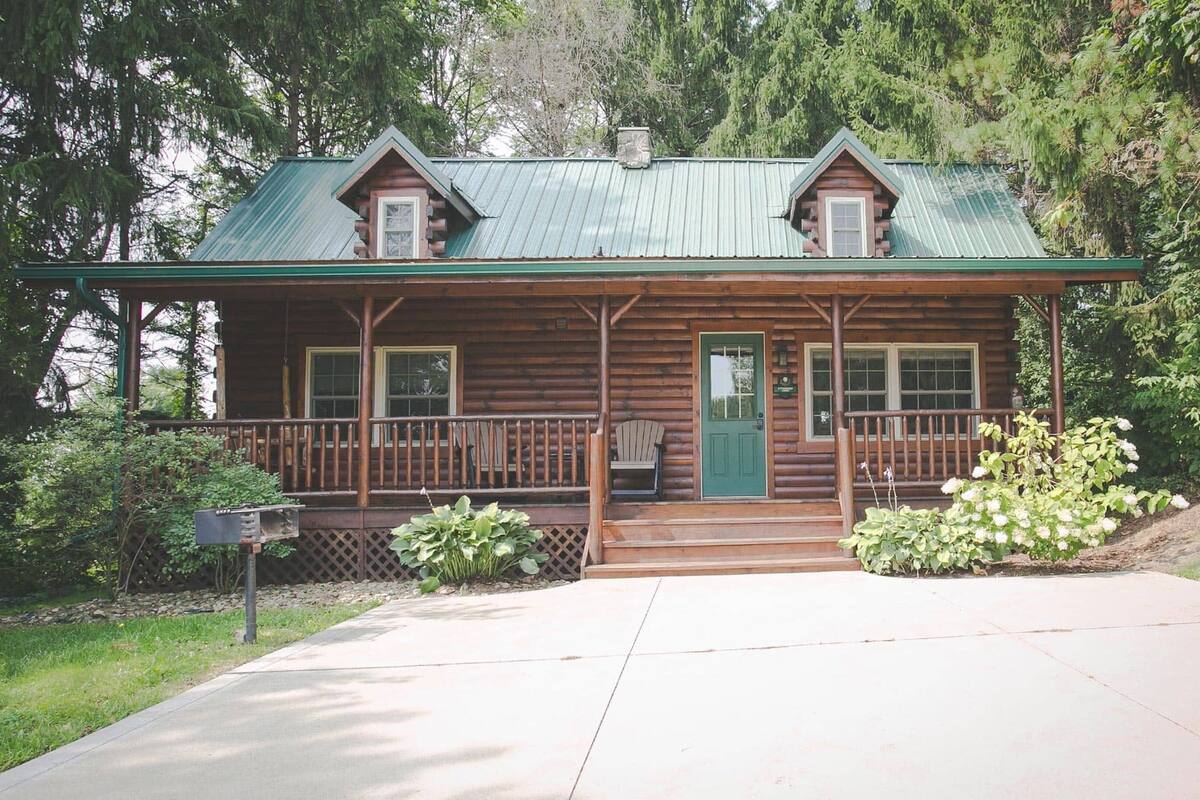 Luxury Cabin, 2 Bedrooms, Hot Tub