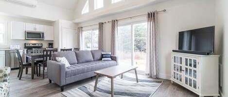 Una televisión, un reproductor de DVD