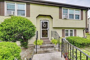 Exterior detail - Vintage Windsor Home: Private Yard & Covered Deck (Windsor)
